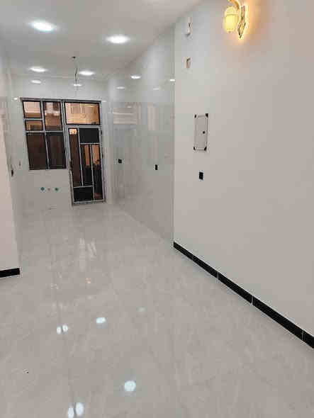 #لدينا_دار_للبيع مساحه 100 متر واجهه 6 وربع ونزال 16 طابو زراعي سند 25 قرار محكمه البيت يحتوي على3 غرف نوم وصاله وستقبال ومطبخ  العنوان بغداد الدورة مدخل البوعيثه مجمع السلطان الاول 
هاتف ***********
***********
