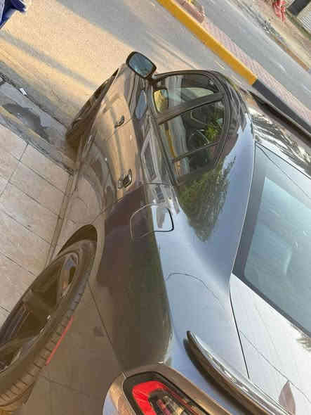 دوج جارجر SXT بلاس 2022  
فول فول مواصفات سلايد فتحة سقف 
گیر  ومحرك و كهربايات بشرط
مابي اي خلل الحمدالله

مواصفات
سلايد
كشن جلد
كشنات تبريد و تدفئة 
شغال من بعد
بصمة
رادار
بعد هوايا مواصفات
قطعتين مبدل جاملغ وبنيد 
مكاني بغداد الكرخ *********** بغداد
