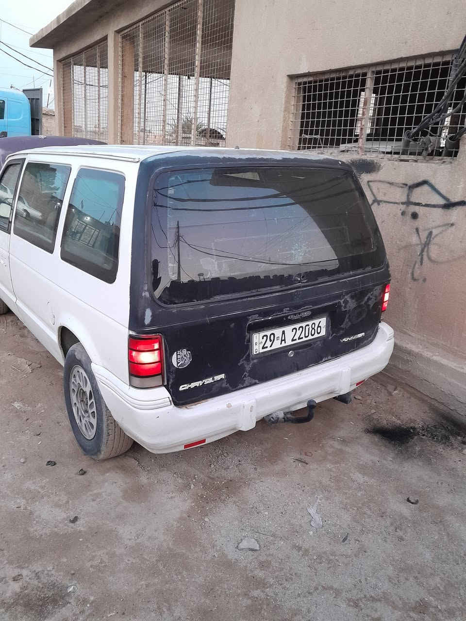 السلام عليكم كلايزر رقم واسط موديل 94 محور كامري السعر 35 مكان السياره بصره كهربائيات كلها شغاله مكينه مكفوله  ***********
