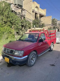 بيكم نيسان عندي وكالة عامة موديل 2000 المكان بغداد07714295301السعر 42