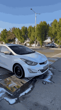 سلام عليكم 
للبيع سياره الانتره خليجي مديل 2014 رقم اربيل باسمي دولي مجدد السنويه 2030  بيها اماكن صبغ ابيع صبغ حزام السياره جاهزه كير مكينه تبريد حداديه
السعر 115 وبي مجال قليل 
للاستفسار 
***********
متواجد واتساب او اتصال
