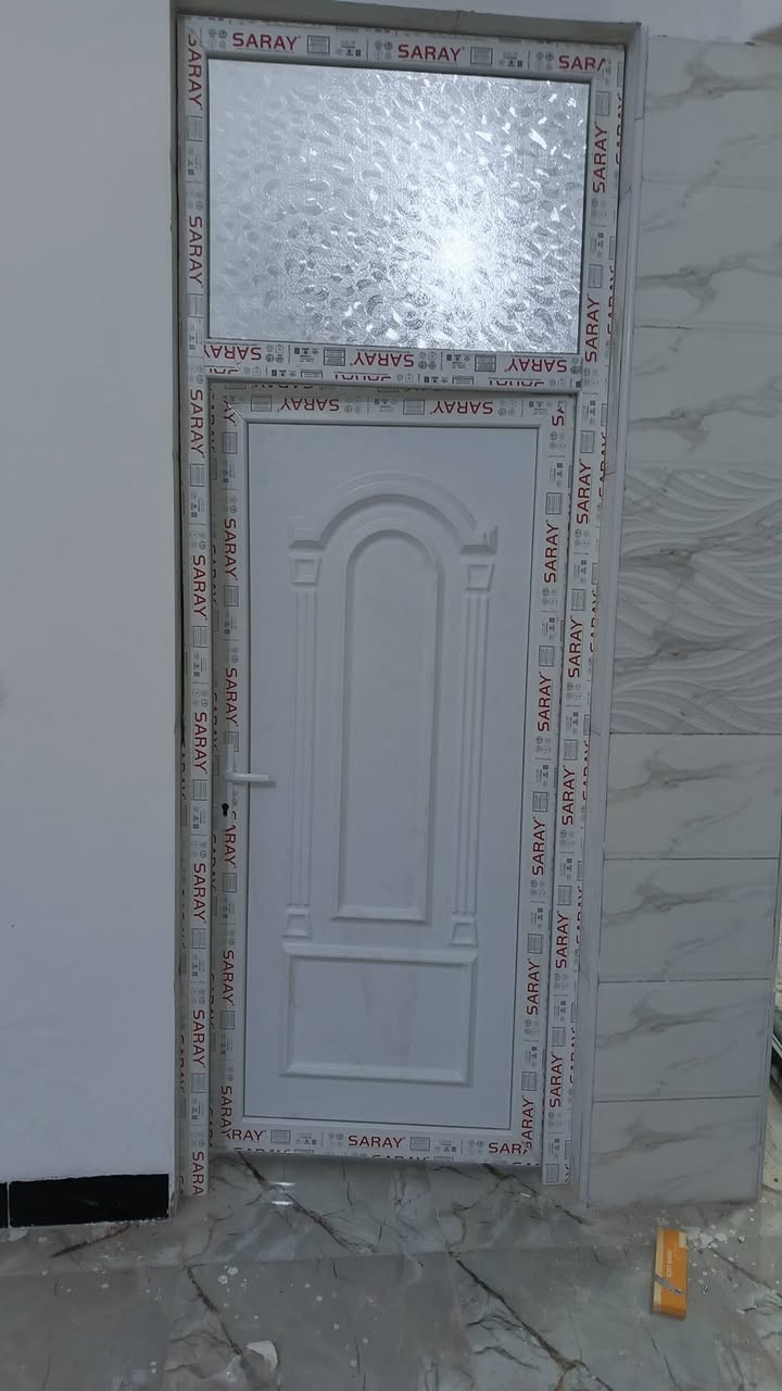 السلام عليكم مستمرين وياكم عمل pvc السراي التركي ابواب شبابيك محجرات كاونترات انسب  الاسعار وتدللون علينه 
***********
***********
