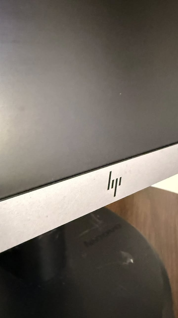 🖥️ شاشة HP 24 بوصة - مستعملة
السعر:120 الف 

الحالة: مستعملة - تعمل بكفاءة
استيراد الخارج 
الموقع: كربلاء

سنة الصنع: 2018

اتصل على:  ***********
