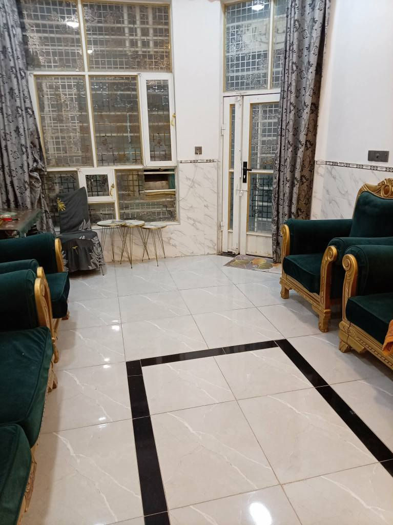 السلام عليكم
بيت طابو صرف مساحة ١٥٠ للبيع
متكون من غرفتين وصالة ومطبخ
 واستقبال وصحيات داخلية وخارجية
الموقع القاسم حي العسكري مقابل جبل عامل
للاستفسار *********** هاشمية, بابل
