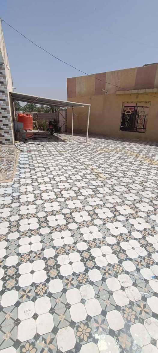 موقع مميز وسعر مناسب 
نقدا أو اقساط 
------------------------------
يعلن مكتب أهالي بابل للعقارات عن توفر داران بناء 🏢 طابوق سقوف كونكريت مسلح سند زراعي 25 على شارع تبليط 10م وخدمات متوفرة من كهرباء وماء اسالة..

1. دار سكن مساحة 360 يتكون من ثلاثة غرف منام واستقبال وكلدور ومطبخ ومجمع صحيات داخلية وخارجية.
السعر/ 47 نقد - 53 قسط

2. دار سكن مساحة 450 يتكون من غرفتين منام واستقبال وكلدور ومطبخ ومجمع صحيات داخلية وخارجية.
السعر/ 55 نقد - 60 قسط
الموقع/ بابل - الحله - أبي غرق طريق المهناويه وعلى مسافة قريبة من المعهد الفني...
للاستفسار الرجاء الاتصال على صاحب الدور وبشكل مباشر ومن الله التوفيق...
7873410868‬‏0


**إذا كنت صاحب هذا الإعلان وتريد حذفه لأي سبب، رجاءا أرسل رسالة إلى الدعم الفني**
