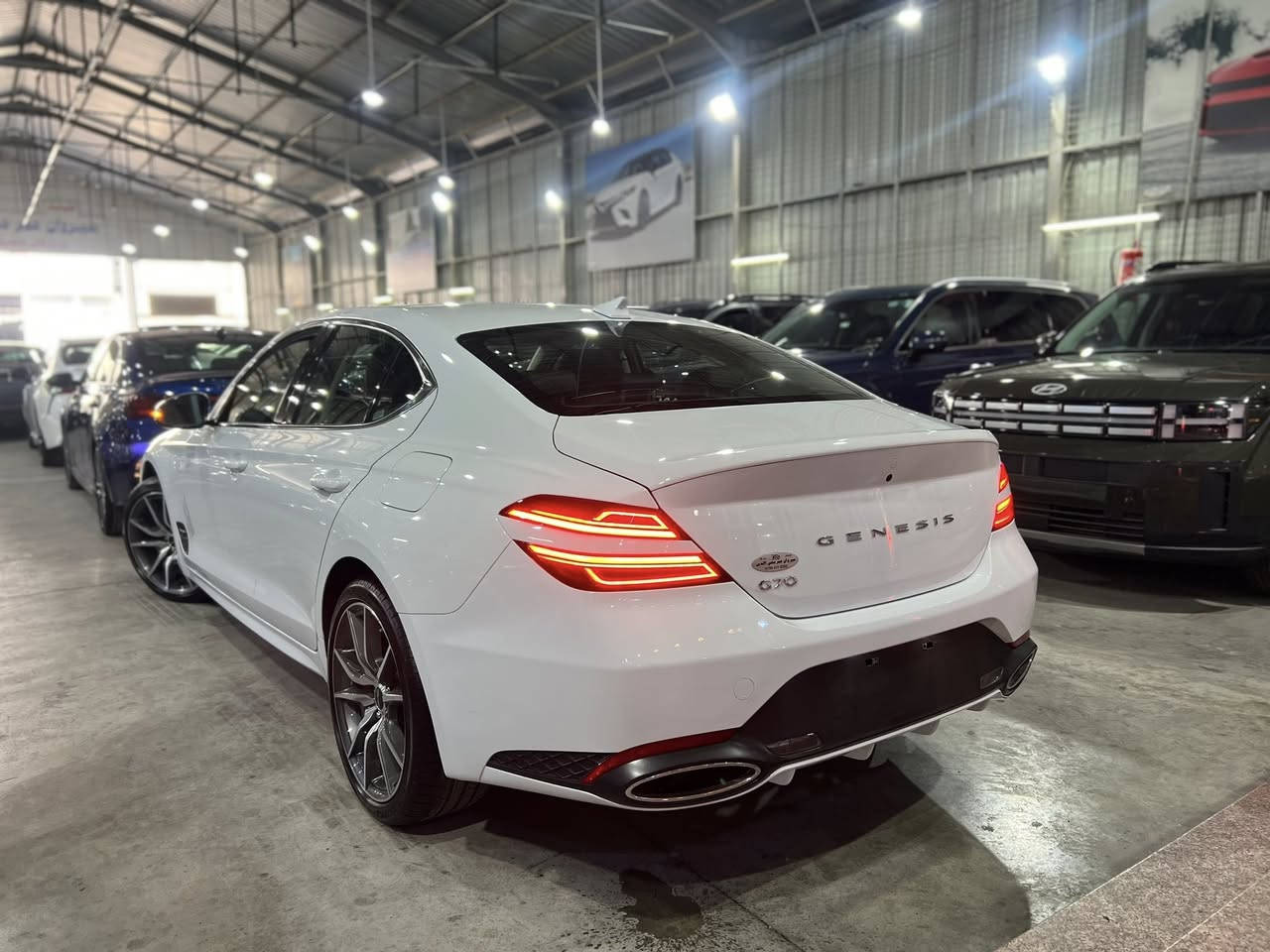 سلام عليكم 

اليوم عدنا جنيسس_موديل2025_G70_سياره ماشية700ميل بعدها زيرو صور حادث موجود سياره بس جاملغ امامي صبغ بدون دواغل بدون ايرباك مكان سياره اربيل تترقم شيمالي فقط

مكينه_4سلندر 2.5تيربو

سعر سياره 275بيها مجال 

خابر على واتساب ***********
