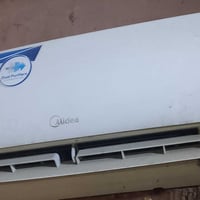 سبلت للبيع استعمال قليل السعر ٢٠٠ الف بي مجال مستعجل على البيع البلديا...