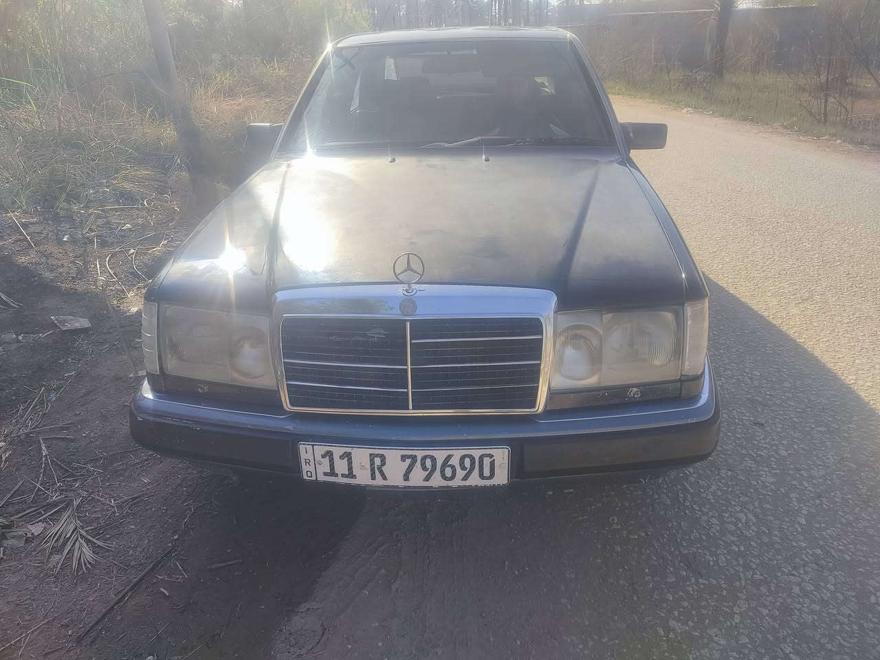 مارسدس دب موديل 91بسمي رقم 📱 نكليزي محرك 6بلادي صدر امامي. خلفي جديد تبريد شغال سياره حلوه سعر 65بيه مجال *********** غير متواجد بلفيس
