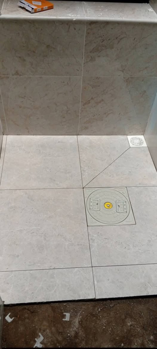 خلفه بورسلين مرمر 
جداري ارضي 
عمل درجة اولى 
عملي النجف كوفه
وات ساب ***********
متفرغ حاليا
