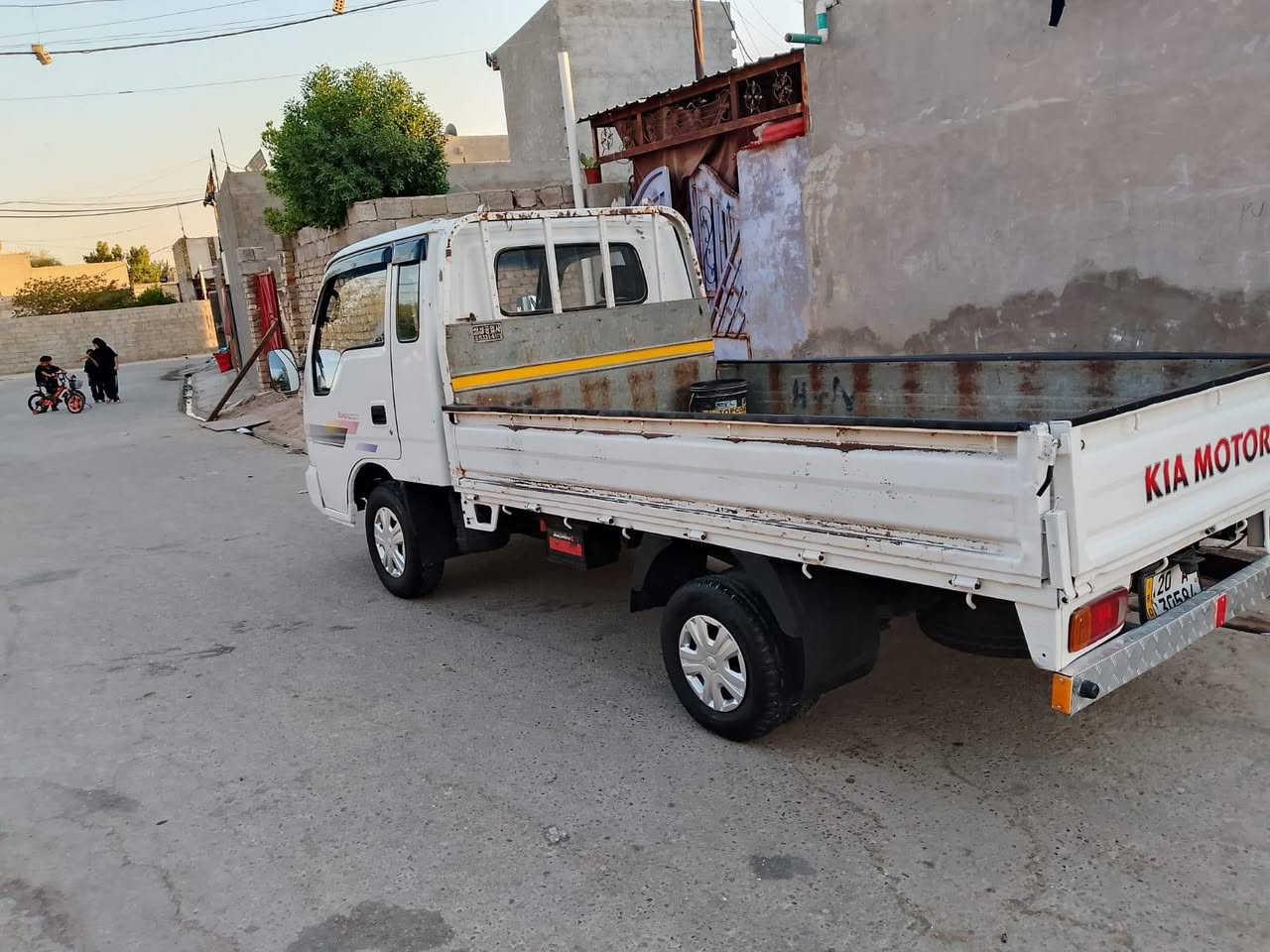 سلام عليكم سياره ام عيون موديل 2001 رقم نكليزي رقم ديالى سياره مكفوله بكان بغداد حي النصر ***********
