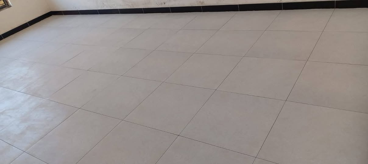 تطبيك جميع انواع السيراميك المتر ب5 الف متفرغ حاليا العمل داخل ميسان فقط واتساب أو اتصال ***********
