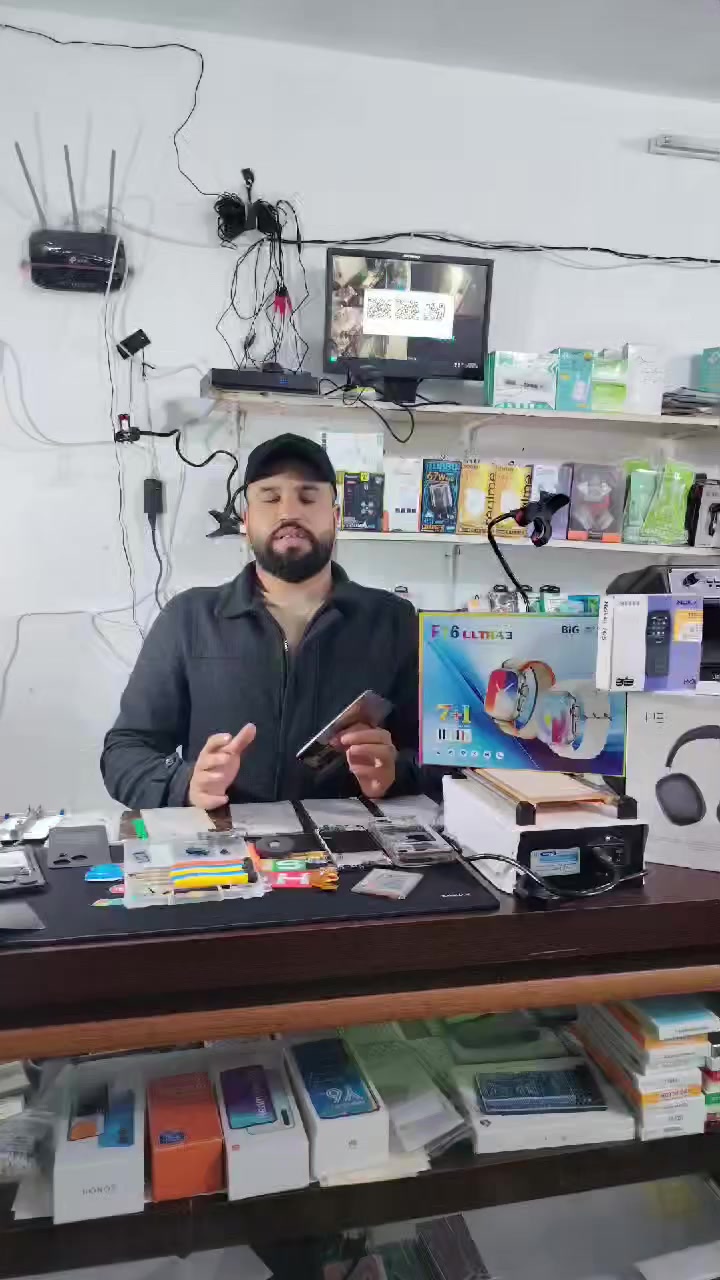 🔥🎉 مسابقة كبرى – جوائز قيمة 

بمناسبة أقتراب عيد الفطر المبارك وثقة زبائننا الكرام، يعلن مكتب #عبدالرحمن_فيصل لصيانة وبرمجة الهواتف الذكية عن مسابقة مميزة مع جوائز قيمة 🎁📱
🔧 طريقة الاشتراك:
أي زبون يقوم بـ تبديل شاشة موبايل 📱 أو تبديل قاعدة شحن 🔌 خلال فترة المسابقة يدخل مباشرة في السحب على الجوائز 🎟️
📅 مدة المسابقة:
من 15 / 3 / 2026
إلى  15/ 4 / 2026
🏆 الجوائز:
🥇 الفائز الأول: جهاز موبايل نوكيا جديد📱
🥈 الفائز الثاني: سماعة إيربود 🎧
🎊 سيتم اختيار 2 فائزين بالقرعة بعد انتهاء مدة المسابقة.

🥉 الفائز الثالث: ساعة إلكترونية ⌚

أكثر شخص يسوي مشاركات للمنشور وتاكات للأصدقاء داخل التعليقات يكون الفائز الثالث

📍 العنوان: قاطع السبعاووين قرية تل الشعير الشارع العام 
✨ أهلاً وسهلاً بكم دائماً

🔹 الجودة العالية
🔹 الدقة في العمل
🔹 الأسعار المناسبة
📢 لا تفوت الفرصة… صيانة هاتفك قد تجعلك أحد الفائزين!

#عبدالرحمن_فيصل


**إذا كنت صاحب هذا الإعلان وتريد حذفه لأي سبب، رجاءا أرسل رسالة إلى الدعم الفني**