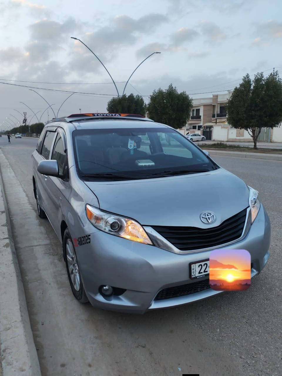 سيينا 2016 LE للبيع
مواصفات السيارة LE معروفه
تبريد مركزي 3 قطع تبريدها ثلج مشتغلها منظومة كامله شركة
تحكم ستيرن نظام كروز قفل سرعة  شاشة أندرويد 

ابواب سلايت كهرباء السيارة ماشية 242 الف كيلو مو ميل 

مكينة وگير  مكفولات مكينة 6 سلندر 3500

ضرر السيارة قبق صندوق فقط بدون دواخل ولا تكم فقط قبق الصندوق وشويه بارد بالبنيد امأشر بالصور وصبغ الدعاميات اثر شخوط 
السيارة مسوي عليها ادامة كاملة تخم دبلات اصلي شركة مع درايم شفتات ومشط سيرن شركة السيارة جاهزة وناقصها بس زوج تايرات فقط 
للاستفسار اتصال او مراسلة ع الواتساب ***********
