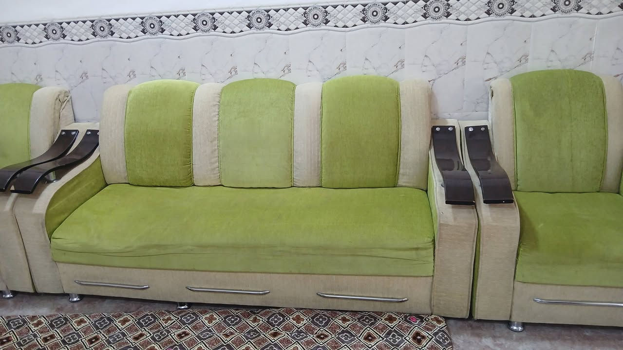 تخم 10 مقاعد بابل المحاويل
175
نظيف


**إذا كنت صاحب هذا الإعلان وتريد حذفه لأي سبب، رجاءا أرسل رسالة إلى الدعم الفني**