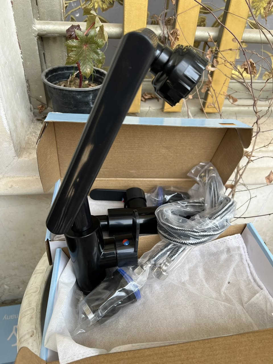 خلاط عدد 2 متحرك وزن ثقيل فول اصلي شرط دفع قوي جداً
كامل غراضهن يرهم سنك مغسله اول تم ثنيهم ب 20مع توصيل


**إذا كنت صاحب هذا الإعلان وتريد حذفه لأي سبب، رجاءا أرسل رسالة إلى الدعم الفني**