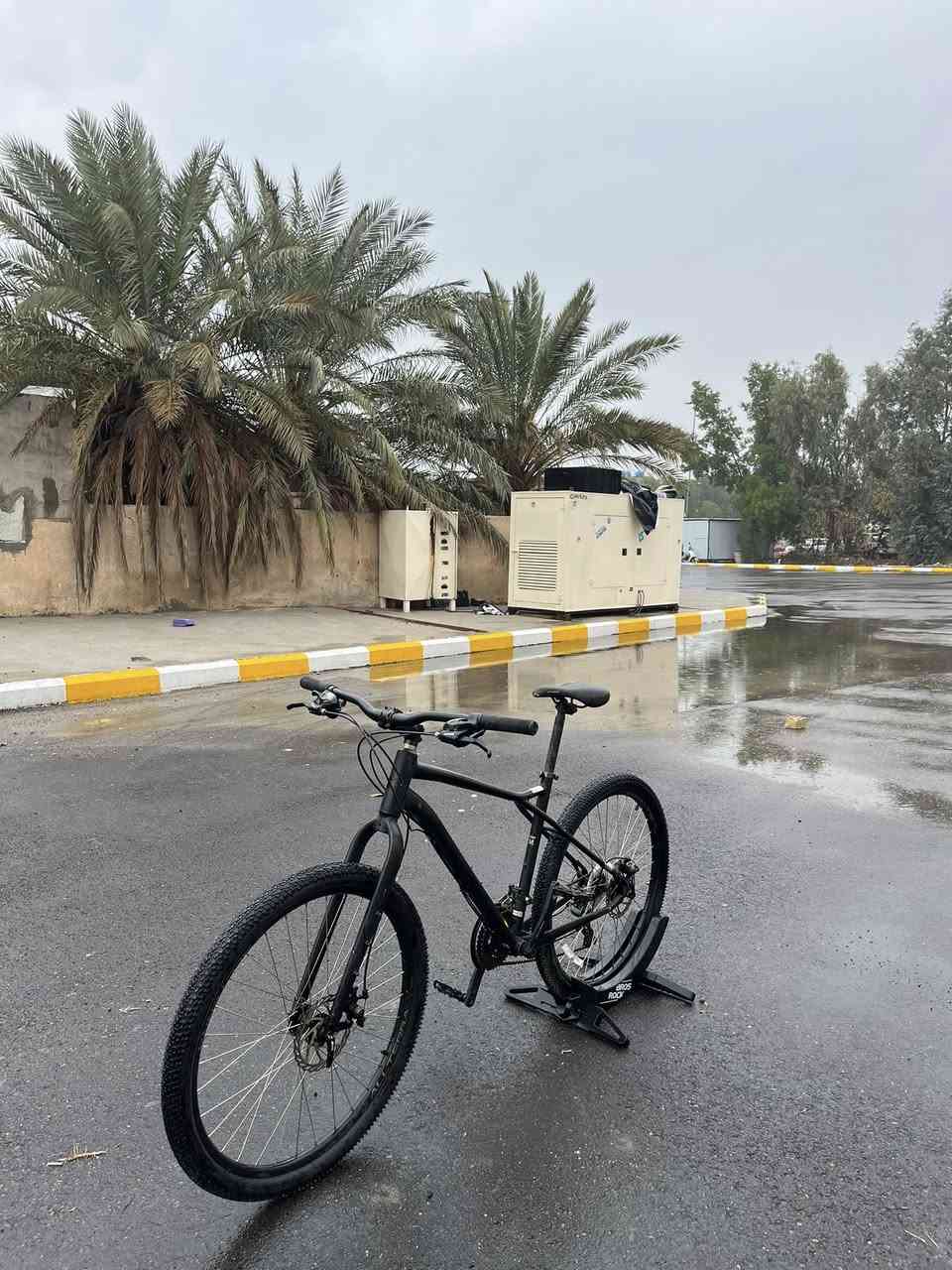 السلام عليكم 
للبيع 
بايسكل ماركة GT 
حجم 27.5 M 
 
225 قفل 
مكاني بغداد زيونه 
***********
