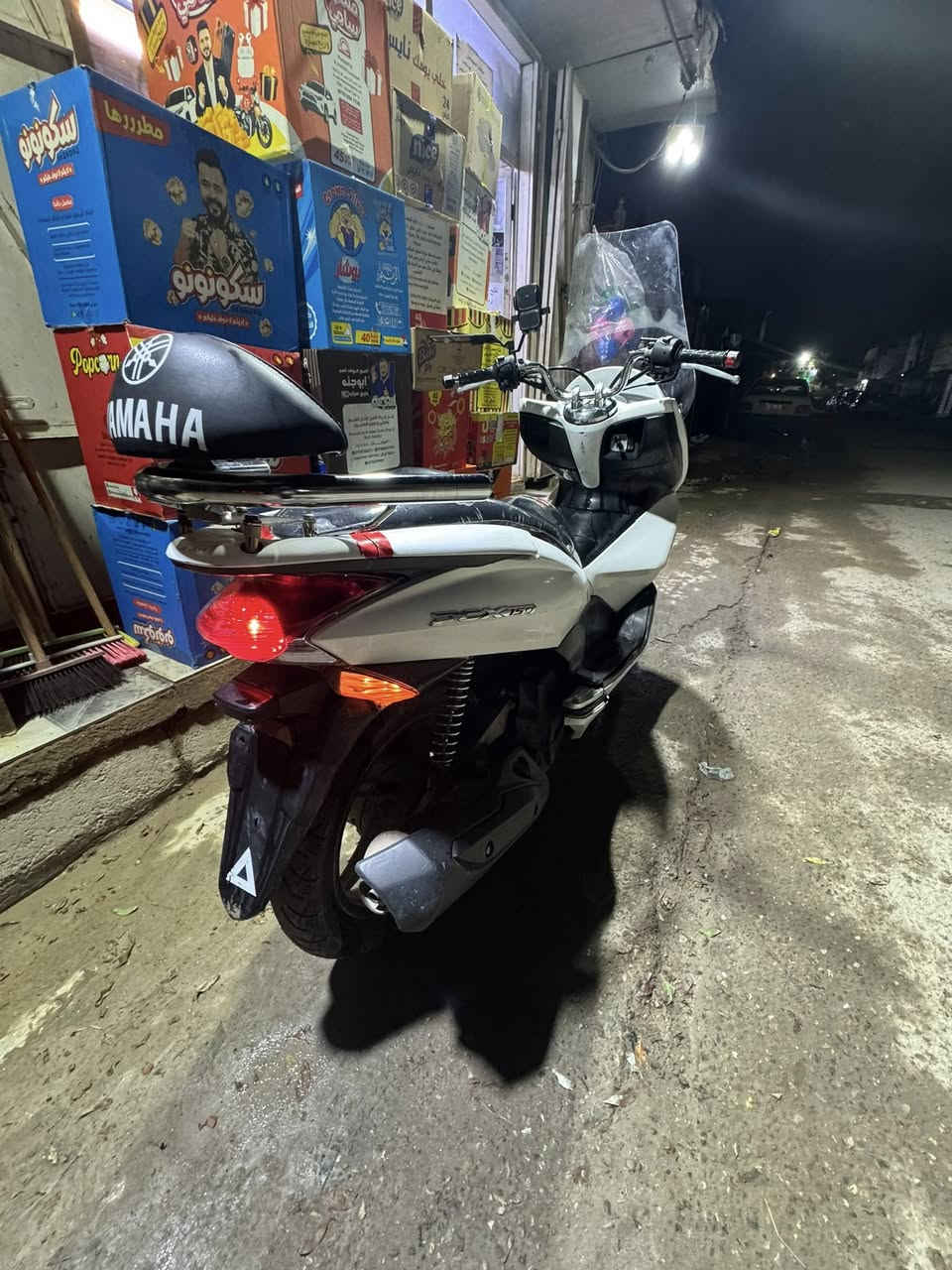 سلام عليكم بي سي اكس جيل الاول نضيفه كلش دراجه ياباني مكينه ١٥٠ حساس زدحام ماشيه ٢٦ مكاني الامين السعر واحد و٥٠٠ وبيها مجال دراجه تخبل مال جناي
