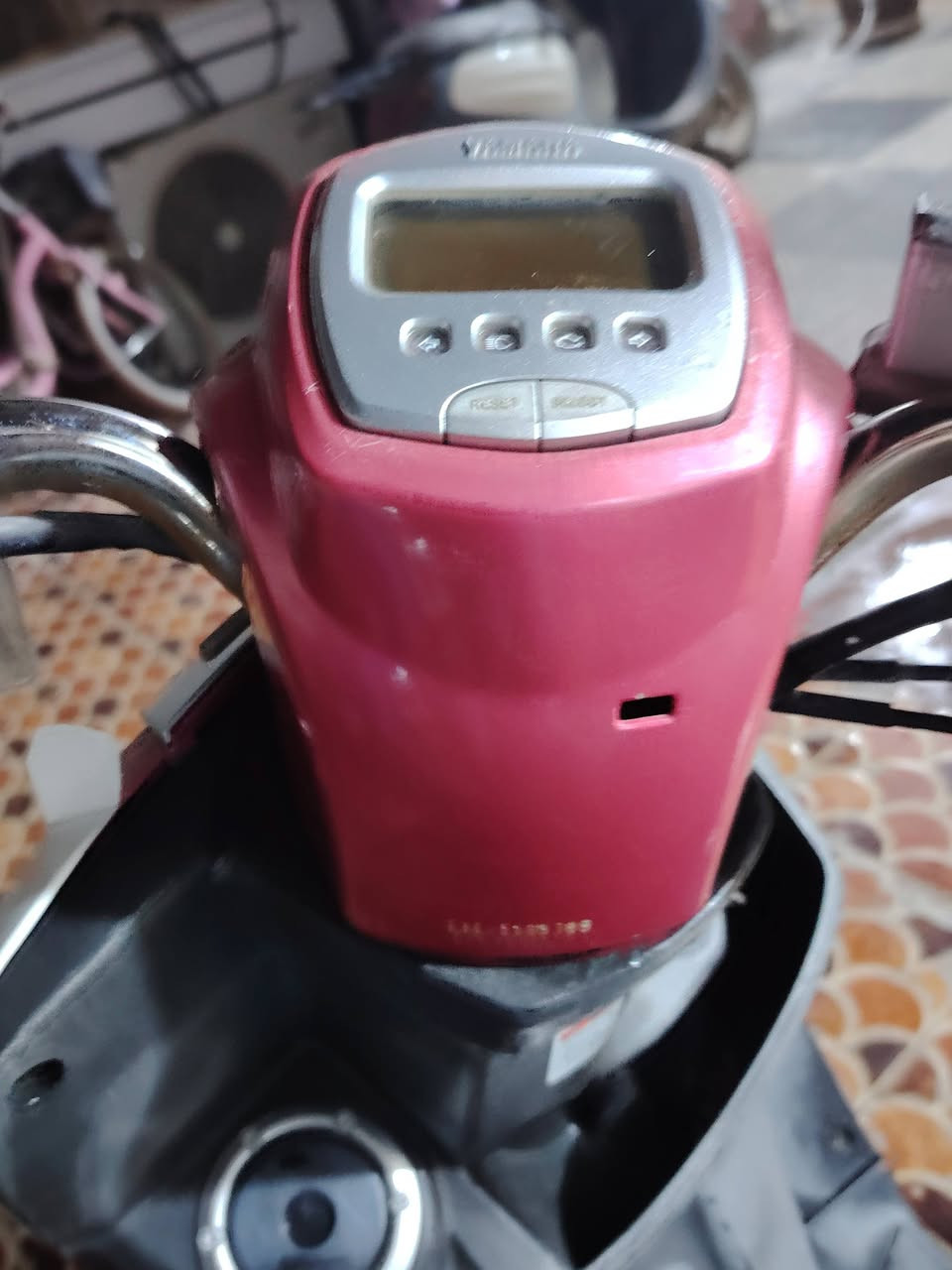 السلام عليكم ماكس بوليس كفرات ابلادي ختم واحد الدراجة حتة السواد. المكينة برغي مامفتوح بيهة علئ الفحص الدراجة نوزل عل خاص الراقم *********** بخدمة الشراي
