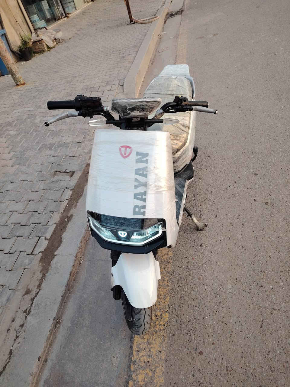 دراجه شحن هايبر الريان موديل 25 ملف
دراجه شحن هايبر الريان موديل 25 ملف 3000

6 بطاريات

السعر 900 وبيهة مجال بسيط

مكاني محموديه حي بدر

السرعة 80 حقيقي

الرقم ***********
