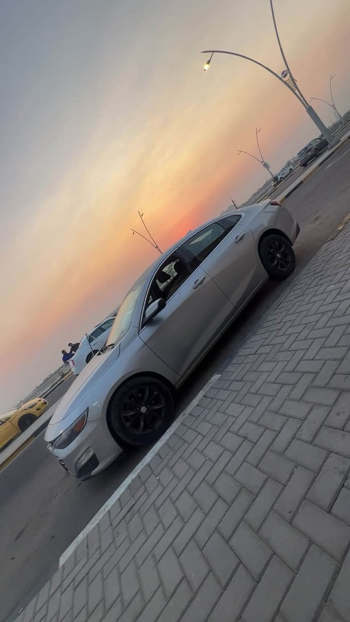 ماليبو 2019
حادثه خفيف ربع الجاملغ الامامي وشويه من البنيد 
السعر 98  السياره باسمي  وحره 
***********
