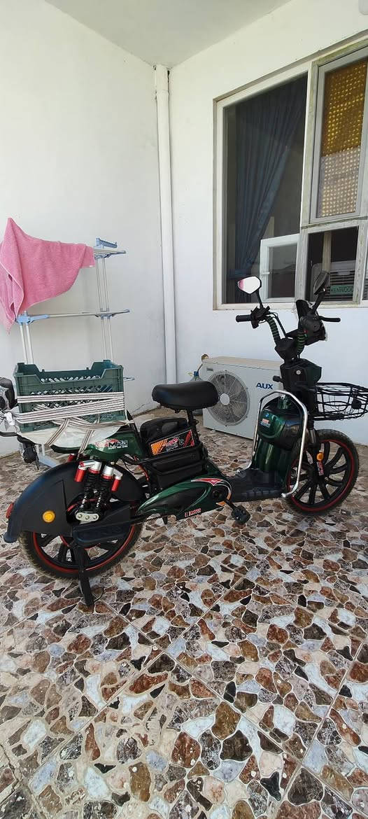 دراجه ماركة MPS استخدام قليل الحجم الكبير 20 

السرعه الحقيقيه 75 

حجم الملف 1500 حقيقي نحاس

تتحمل وزن لحد 200 كيلو

تمشي بالشحنه الوحده 50 كيلو 

بلوتوث وتشغيل عن بعد جهاز مانع سرقه 

السعر 390 وبيه مجال بسيط للتواصل على الخاص مكاني سليمانيه رابرين السليمانية, العراق


**إذا كنت صاحب هذا الإعلان وتريد حذفه لأي سبب، رجاءا أرسل رسالة إلى الدعم الفني**