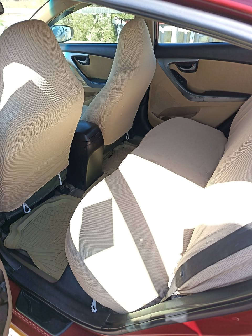 النترا وارد امريكي
موديل 13فول موصفات عدا البصمه
حادثه جاملغ امامي جهت العبري والباقي
اليبل واحد السعر 98 وبيه مجال
***********
