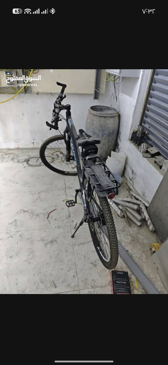 السعر ٢٧٥ الف
الهيكل (Frame)

المقاس: 19 إنش

المادة: ألمنيوم 6061 Alloy

التصميم: Designed in Italy
-----
قياس 29 
---
3 سرعات اماميه 
7 خلفيه
---
بريك دسك
---
البايسكل غير مستعمل مره وحده فقط 
نضافه 100 بالميه
وياه اضافات 
بم شحن صغير ماركه وحده سعره 45 الف ماخذه
لايت شحن قوي كلش 
اشارات خلفيه يمنى ويسرى وحذيريه للتوقف من ماركه كوزمو بيها جي بي اس وتنربط ع موبايل ببرنامجهم الخاص
سيابية
ووياه جنطه بيها كم شغله للصيانة الطارئه
البايدر اني مبدله نفس ممواضح بصور بماركه مرتبه ومعروفه قويه كلش 
مكاني بغداد المشتل
السعر بي مجال شباب


**إذا كنت صاحب هذا الإعلان وتريد حذفه لأي سبب، رجاءا أرسل رسالة إلى الدعم الفني**