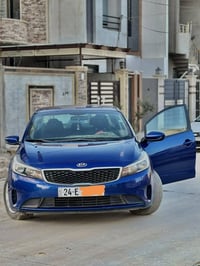 كيا فورتي 2018 امريكي رقم دهوك سنويه وهزه جديده سياره باسمي  محرك ٢٠ ش...