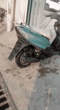 ماكس للبيع دراجه حلوه نقصها بالسلف 350 وبيها مجال 07735523493