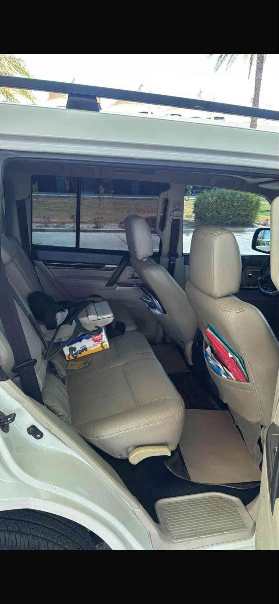 للبيع ‎
باجيرو حبتور 
موديل 2016 
خليجي مكفول كفاله عامة
معروفه مواصفات الحبتور فول 1/1 
فتحة
جلد 
دمام
ماشيه185 الف
محرك 3500
السعر 205
.
رقم اربيل باسم المالك تحويل مباشر 
هزه وسنويه جديده ورقم جديد  ، 
السيارة جاهزه من كلشي ونظافة 100% 
مكفوله كفاله عامة من كلشي 100% 

العنوان : بغداد  حي الجامعة او المطار 
.
رقم صاحب السيارة 
*********** بغداد
