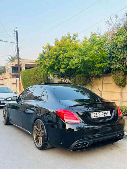 السلام عليكم 
للبيع Mercedes C300 2018 
اوردر خاص ( فصين) 
بانوراما
دبل ماوس
شاشه كبيره
٤ كامرات
حساس امامي خلفي
سستم سماعات برومستر
تدفئة كشنات
رادار امامي
رادار خلفي 
نقطه عمياء
جنطه كهرباء
داخل الوان متغير (٣ الوان)
لايتات زينون دبل عدسه( داينمك) 
بك لايت ليد
استيرن تدفئه
بصمه تشغيل 
بصمه ابواب
اوتو بارك 
وبعد هواي مواصفات بيها معروفة
السياره عليها كت كامل 63 
السياره وارد كندي (كلين تايتل ) مكفوله من الصبغ والتبديل (سويجين وياها)
كير ومحرك مكفولات من الفتح والتبديل
ملاحظه ( رقم عادي وياها)
مكانها المنصور
‎#السعر 25.800$
*********** بغداد

