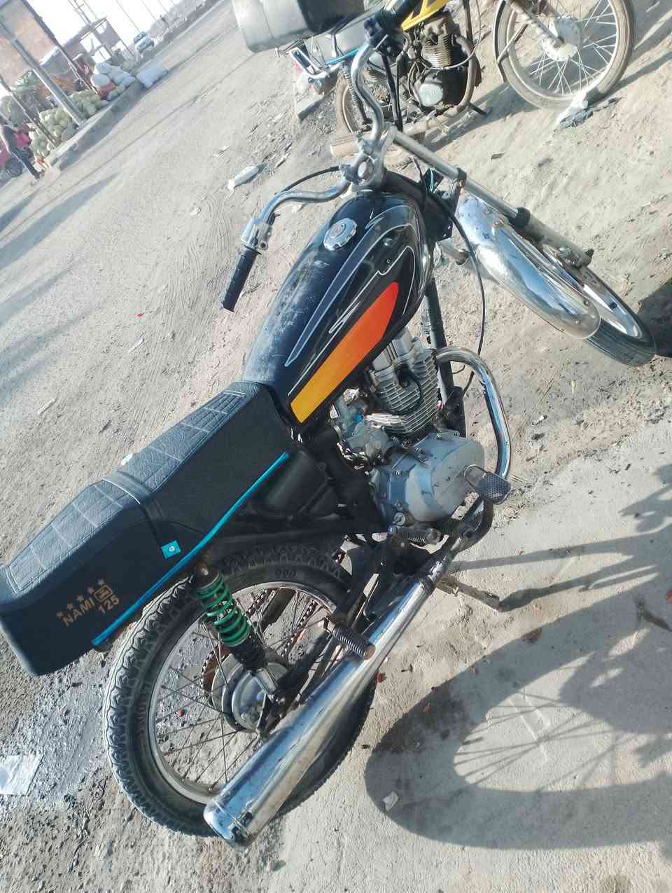 دراجه للبيع موديل 2019 مكينه بلاديه ناعمه5كير  سعرها 250 بيها مجال ***********
