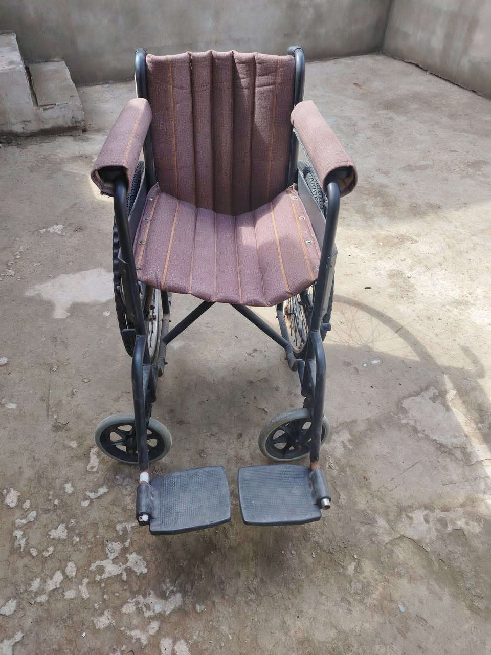 للبيع نضيف 
تايراتها جدد جوب 
السعر ٧٥


**إذا كنت صاحب هذا الإعلان وتريد حذفه لأي سبب، رجاءا أرسل رسالة إلى الدعم الفني**