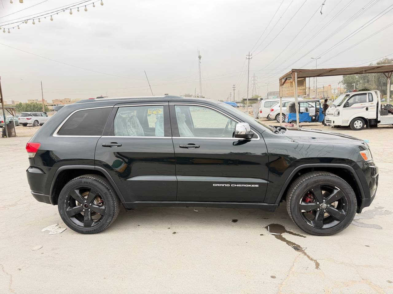 اللهم صلى على محمد وال محمد
بسم الله رحمن الرحيم 

جيب لاريدو

السعر/172

موديل/ 2015

سعه المحرك/3.600

الون اسود متغير زيتوني 
قطعتين تبريد
اربعه ويل+ سبير
نظام سبورت + شفتات 
مود درايف 
مانع نزلاق
نضام ايكو 
تحكم بلمري 
شاشه 
كامره خلفيه 
كير طياره 
عليها منوضمه زنون 
سياره مبرمجه لا حماوه ولا ابد

1ملاحظه / كير محرك مكفولات 
2ملاحظه/ قطعتين تبديل                 بنيد جاملغ ايسر

ماشيه/144m


**إذا كنت صاحب هذا الإعلان وتريد حذفه لأي سبب، رجاءا أرسل رسالة إلى الدعم الفني**