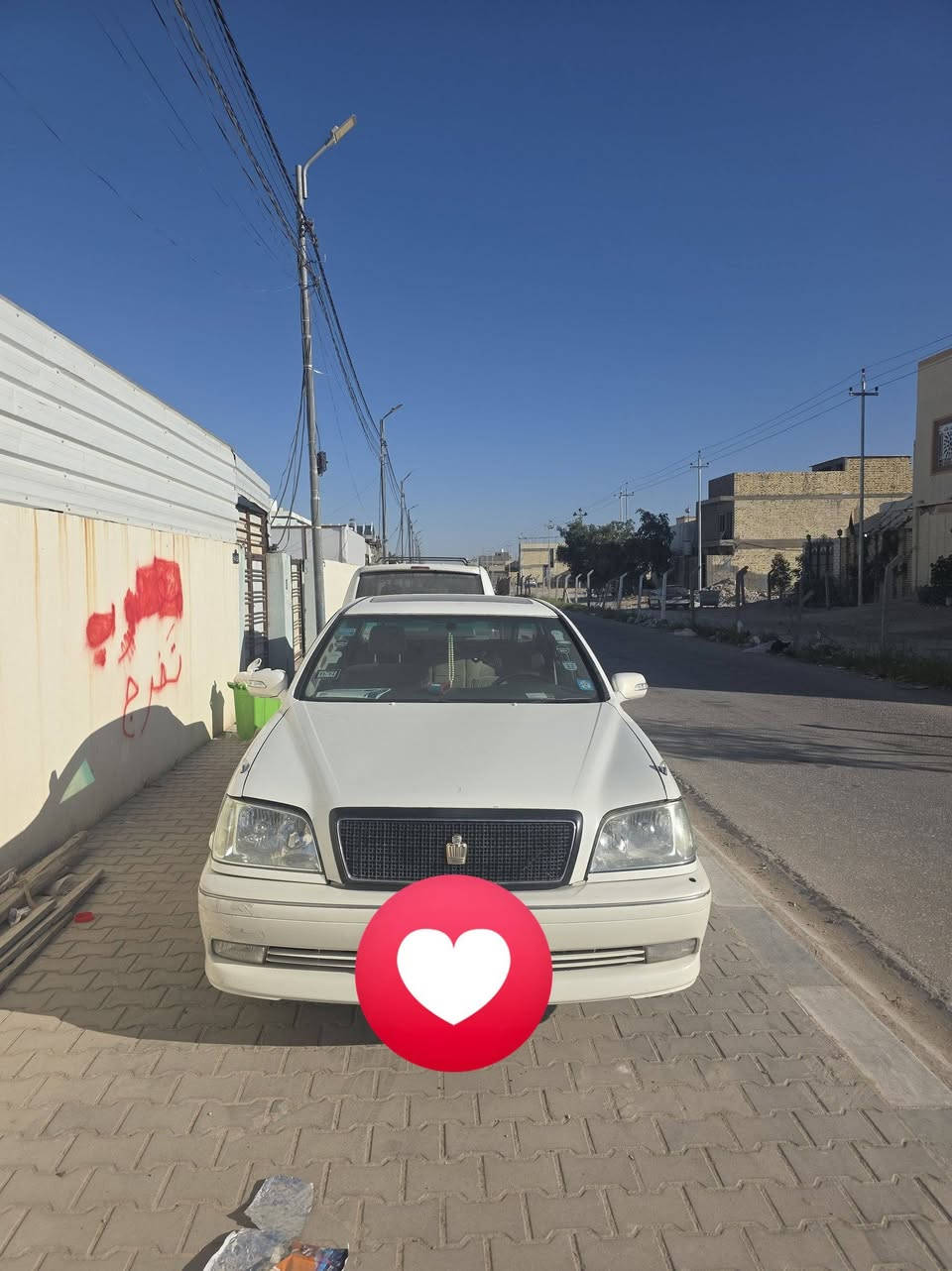 ملكه كرستال اصل تلث دكم ديفور الكبير كير مكينه حداديه السياره جاهزه  رقم انكليزي بسمي مداور ثاني يوم مشروع وطني السياره عدله بدون كصه اربع كشنات كهرباء مري كهرباء فتحه سقف برده كهرباء مكاني نجف السعر ١٣٨ وبيها مجال بسيط للاستفسار اكثر واتساب ***********
