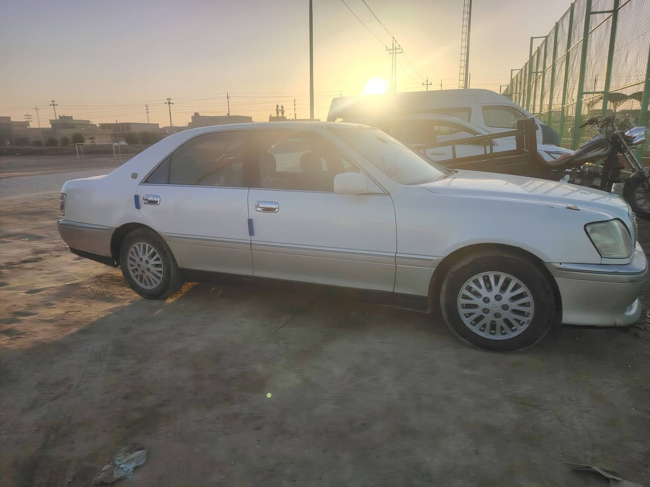 السلام عليكم ملكه ادوات كصتين دكمتين سياره حلوه شوفت عينك غرفه حلوه جديده مكينه بيه بدايه براص ب28وبيه مجال لشراي مكاني بل ديوانيه اتصل وتدلل ***********
