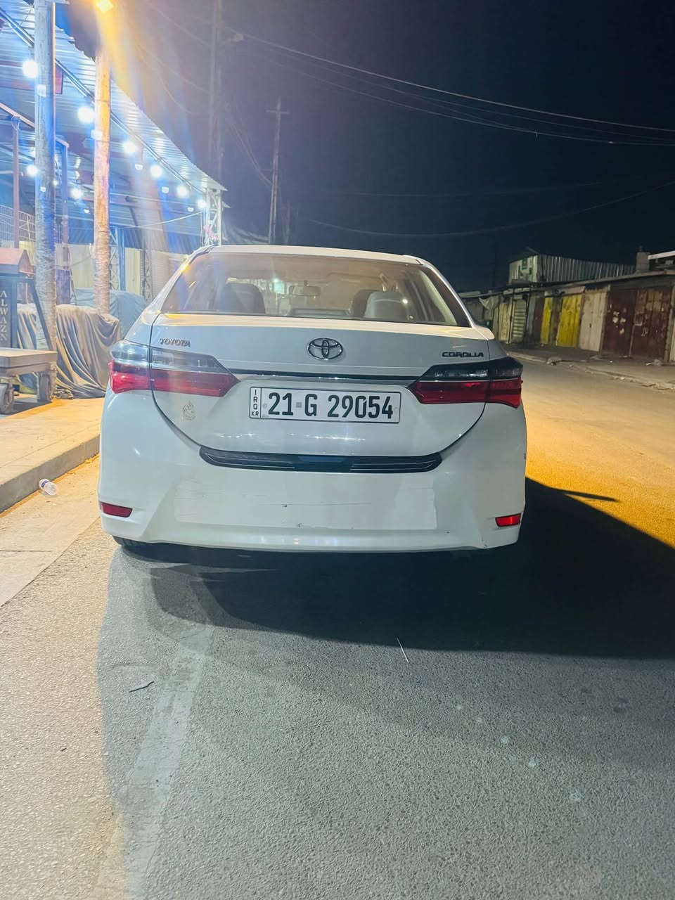 للبيع | تويوتا كورولا 2019
وارد خليجي – رقم سليمانية
اللون: أبيض صدفي

المواصفات:
• محرك 1800 سي سي اقتصادي
• گير أوتوماتيك 
• تحكم ستيرنغ + كروز كونترول
• مانع انزلاق ABS
• شاشة وسطية
• حساسات رجوع
• إيرباغات أمامية وجانبية
• تبريد ممتاز
• صيانة دورية منتظمة

الحالة:
• تبديل الجاملغ الايمن للسيارة
• بدون أي أعطال – جاهزة للفحص بأي مكان
• استخدام نضيف جداً

💰 السعر: 15,500$
📍 الموقع: بغداد-الدورة

للتواصل والاستفسار:
📞 (***********) بغداد, العراق
