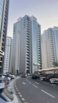 🪩 شقة للبيع  📍 العنوان / مجمع البروج السكني 📐 المساحة / 180م  🏬 الطابق...