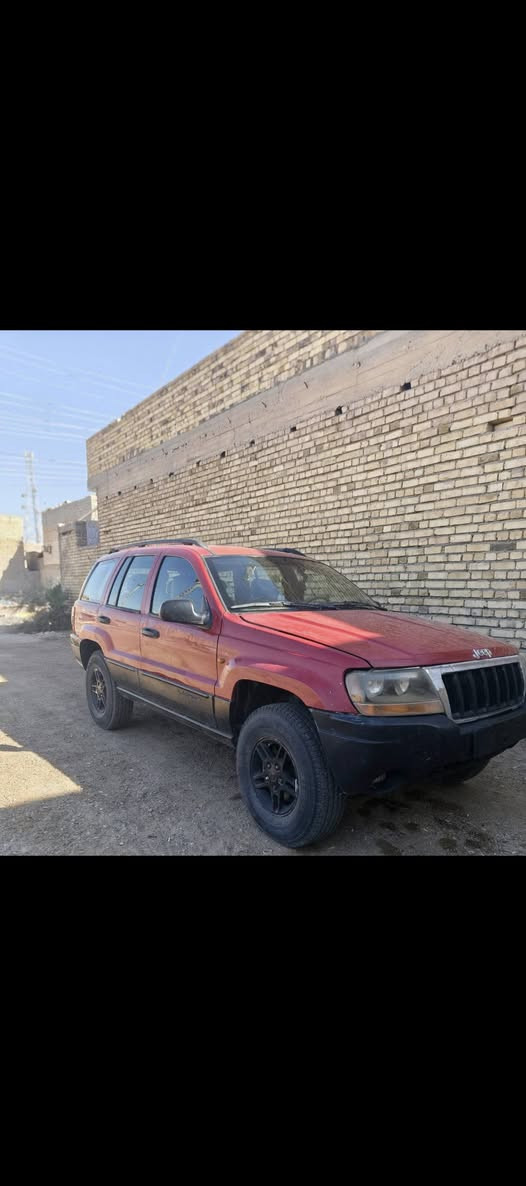 السلام عليكم 
جيب لاريدو موديل ٢٠٠٤ للبيع مزاد وزارة الداخلية رقمهة على الدولة مكمل معاملة بس تكاليف الترقيم 
السيارة جاهزة مكينة كير بلاد حدادية جديدة كهربائيات كلهة شغالة فور ويل شغال تدفئة تبريد شغال
٥٠ وبيهة مجال 
ه‍ ***********
مراوس حسب القناعة
