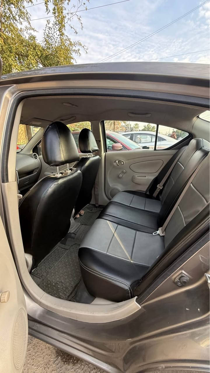 السلام عليكم ورحمة الله وبركاته…

نيسان صني 2019هندي السياره مثل ما موضح بل سونار بيهة قطعتين صبخ باب سايق والجاملغ 

سياره نضيفه وحداديه جديد 
وتخم تاير
وادامه كامله 
اضافه الى شاشه 

السعر : ٩٩ وبيه مجال جداً بسيط حك الجيه

الهاتف:  

0772 367 2995 بغداد, العراق
