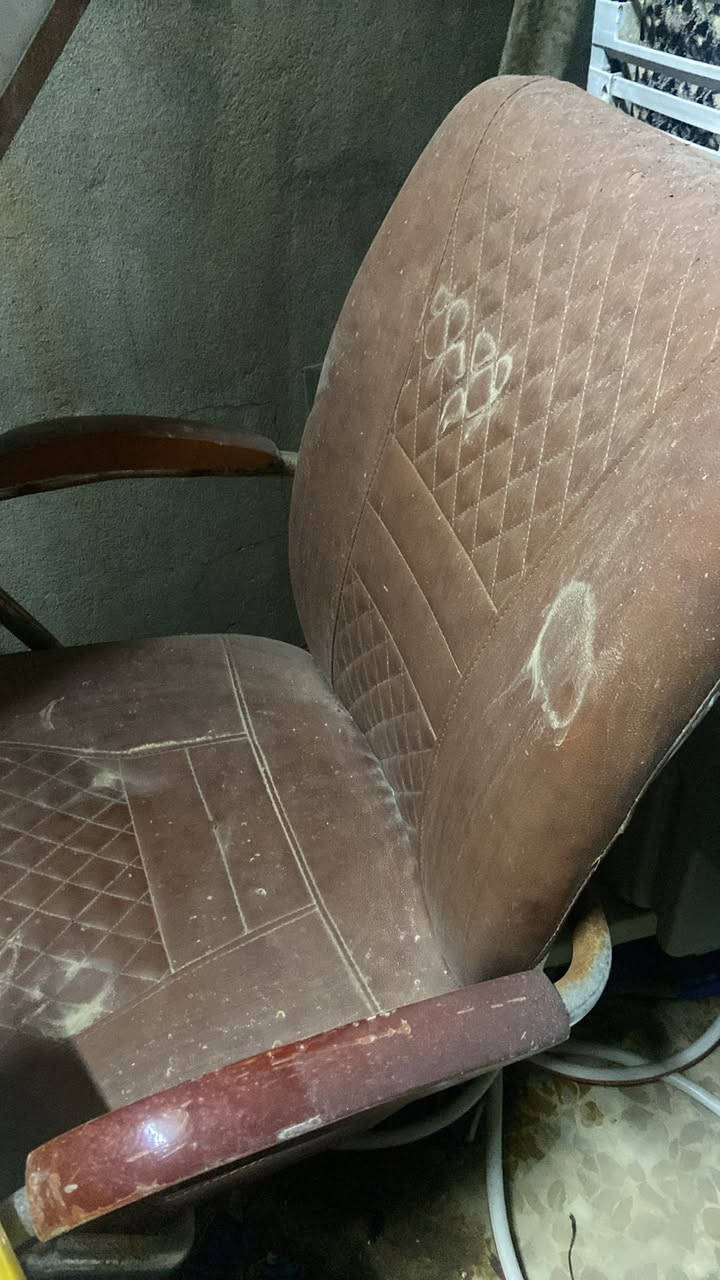 غراض محل رجالي للبيع اغراض كامله ستاندات ورفوف  مكتبه ورفوف تعلاك وعلاقات  ملابس
مرايه وميز كاشير وكرسي  والعاب 

وسكك


**إذا كنت صاحب هذا الإعلان وتريد حذفه لأي سبب، رجاءا أرسل رسالة إلى الدعم الفني**