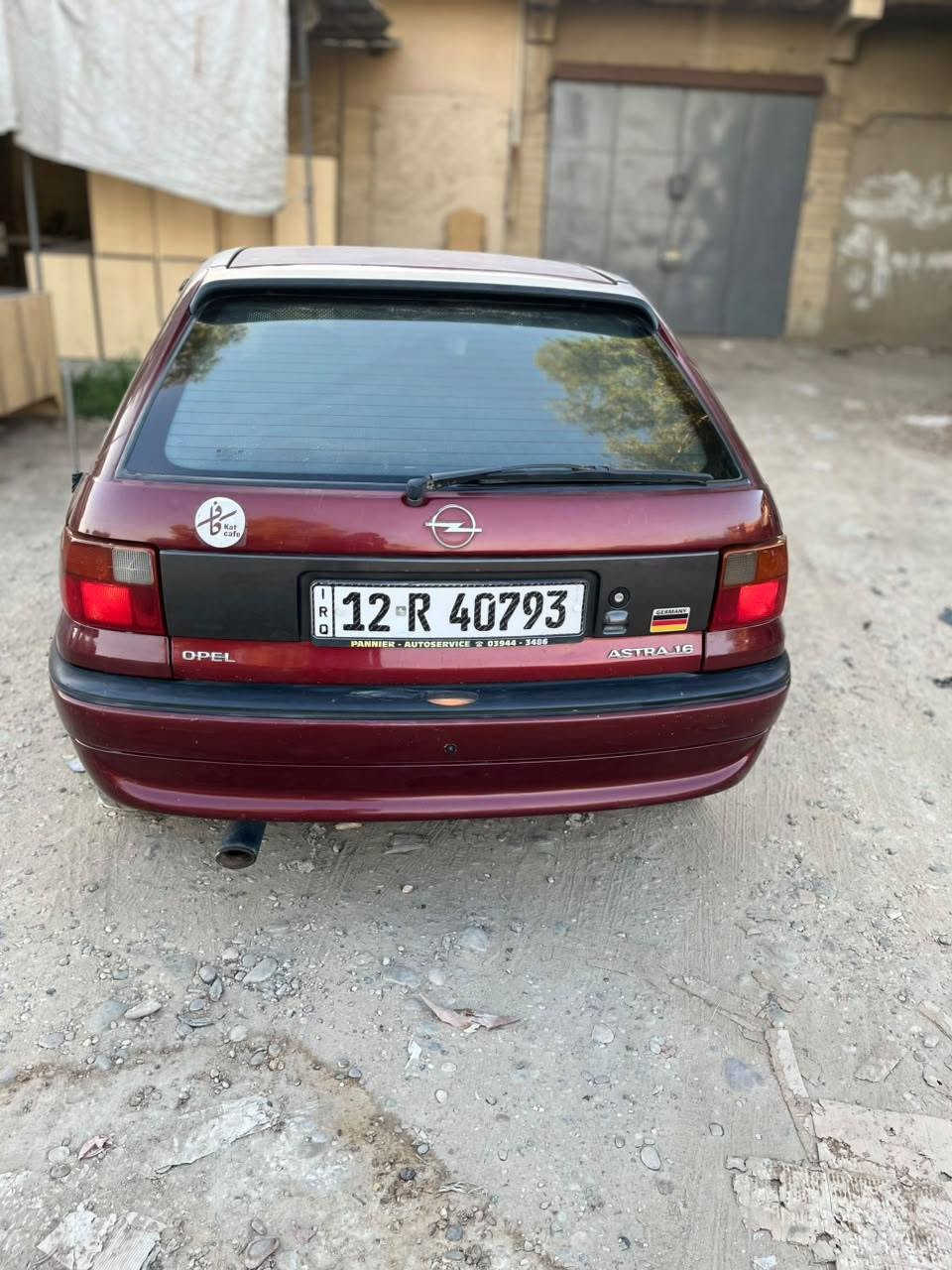 استرا للبيع
موديل 1993
رقم نينوى مسطرة
محرك حجم 16 اثر بخار 
كير توماتيك
تبريد +تدفئة
قفل مركزي
جامات كهرب
تحكم بالمري
نوزل 
سيارة بأسمي اني الشرعي 
هزه جديده
سنويه 2027
شرط التحويل 
ضررها مبدل بدنه الاماميه ومصلح دوائر ودوسات
السعر 47 وبيها مجال
عنواني الموصل جانب الايمن 
***********
***********
