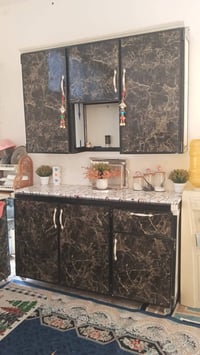 كاونتر للبيع ويوجد توصيل الي يريدة يتواصل على هذا الرقم ٠٧٧٠٦٤٣٨٨٧٥