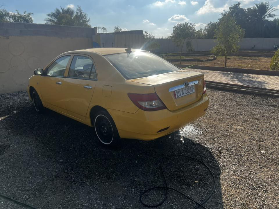 السلام عليكم اخوان بي واي ديF3موديل 2013مكفوله كيرعادي تبريدتخم تايرسنويه جديده هزه جديده بسمي
السعر50 مكاني بغداد
***********
***********
