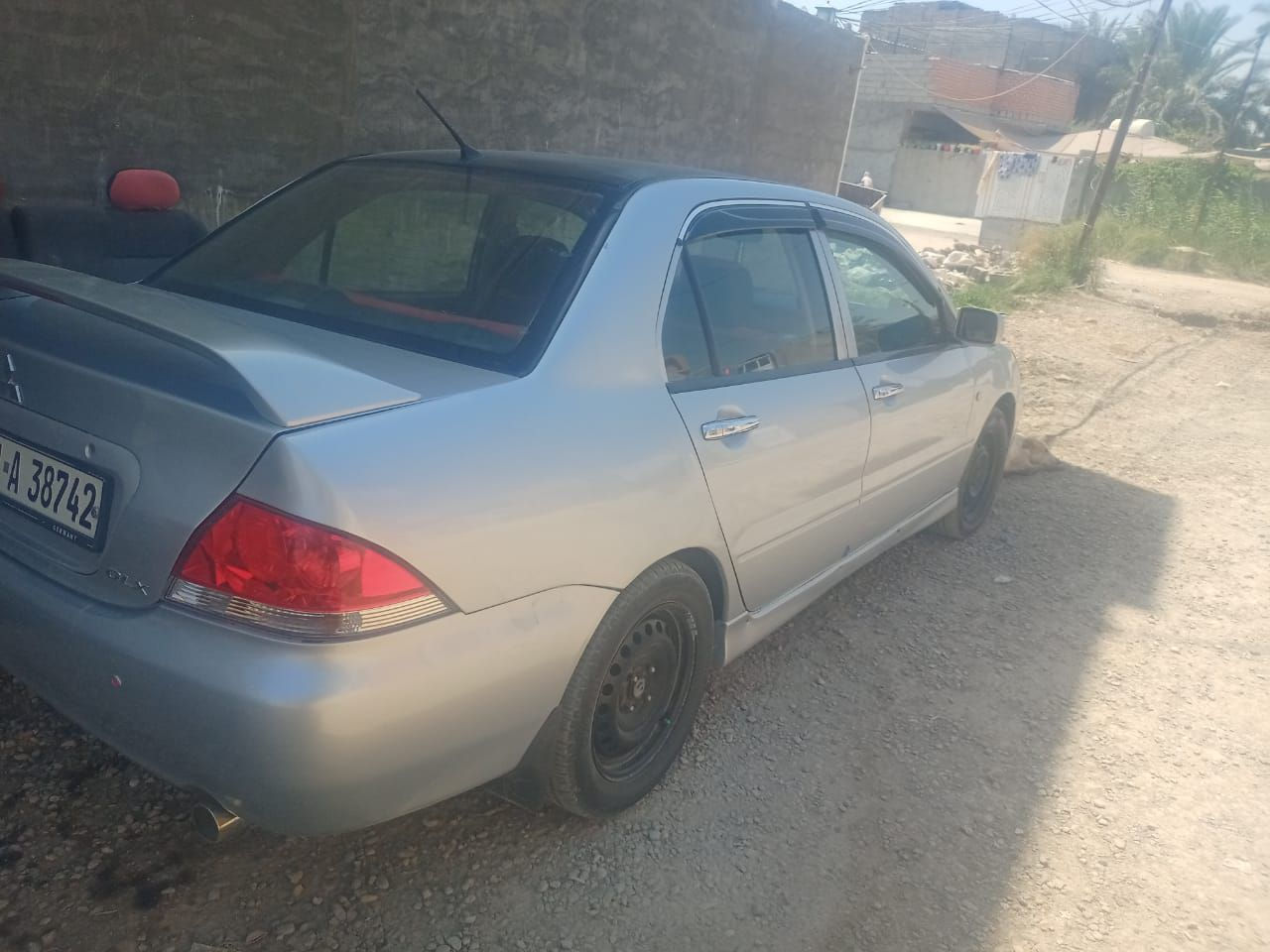 لانسر 2007 محرك 1600 تبريد تدفئه شغال تحويل ثاني يوم كير ومكينه خير من الله الصدر جديد امامي خلفي السعر 76 وبيه مجال بسيط 
مكان ديالى بعقوبه 
***********
