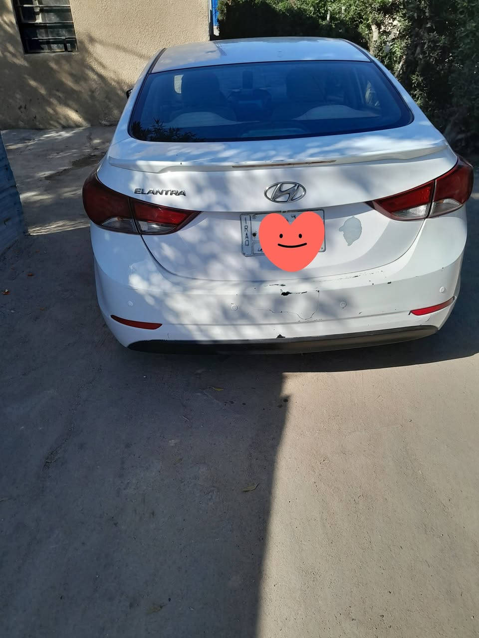 السلام عليكم النترا موديل 2016 وارد خليجي فول مواصفات تنته وتحكم ستيرن ومثبت سرعة ما عدا البصمة بسمي رقم بصرة محرك ١٨٠٠ كير ومحرك مكفولات حدادية وتخم تاير جديد تبريد شغال خير  من  الله مبدل بيهة بنيد وجاملغ الأمامي جهة السايق.     السعر ١١٦  وبيهة مجال للشراي رقمي*********** العنوان البصرة زبير
