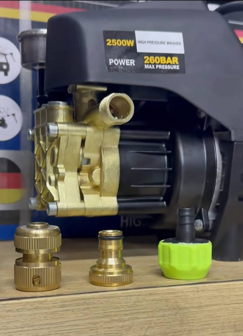 جديد / المجمع الألماني للأجهزة المنزلية  / توفرت من جديد/ فاره غسل السيارات / شرط بإله أمتياز ألماني / من شركة سوبر جيرمني الألمانية/ شرط ملف نحاس / ضاغط 3 بساتن / 260 بار حقيقي / 2600 واط / صوندة 10 متر  كتان و سيم مسلح/ بطل رغوه مسدس حجم أنج/ الممات و زبانه براص كما موضح بصور/ سعر 85 / ألف شامل التوصيل/ للحجز و الأستفسار مراسلة الصفحة أو عل واتساب / ***********
*********** حلة, بابل
