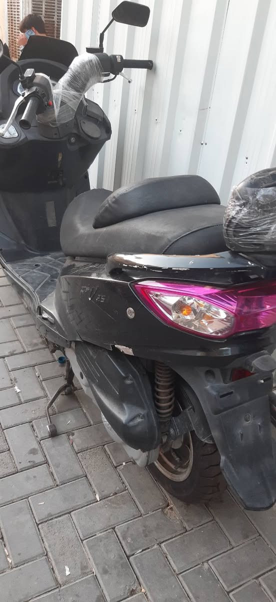 دراجه سيام 140 السعر 350 بغداد الرحمانيه جعفر دراجه شغاله طائرات جدد باتري الجديد اي نقص ما بيها كهربائياتك ولا شغاله*********** رقم الهاتف واتساب
