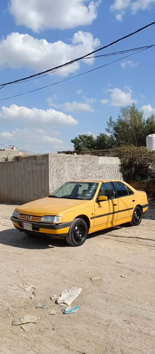بيجو 405 رقم بغداد تحويل يوم ثاني سياره حليوه شواصيها نضاف مكينتها بيها ضعف مكاني بصره بيع او مراوس حسب القناعة سعر 23$ وبيها شي بسيط ***********
