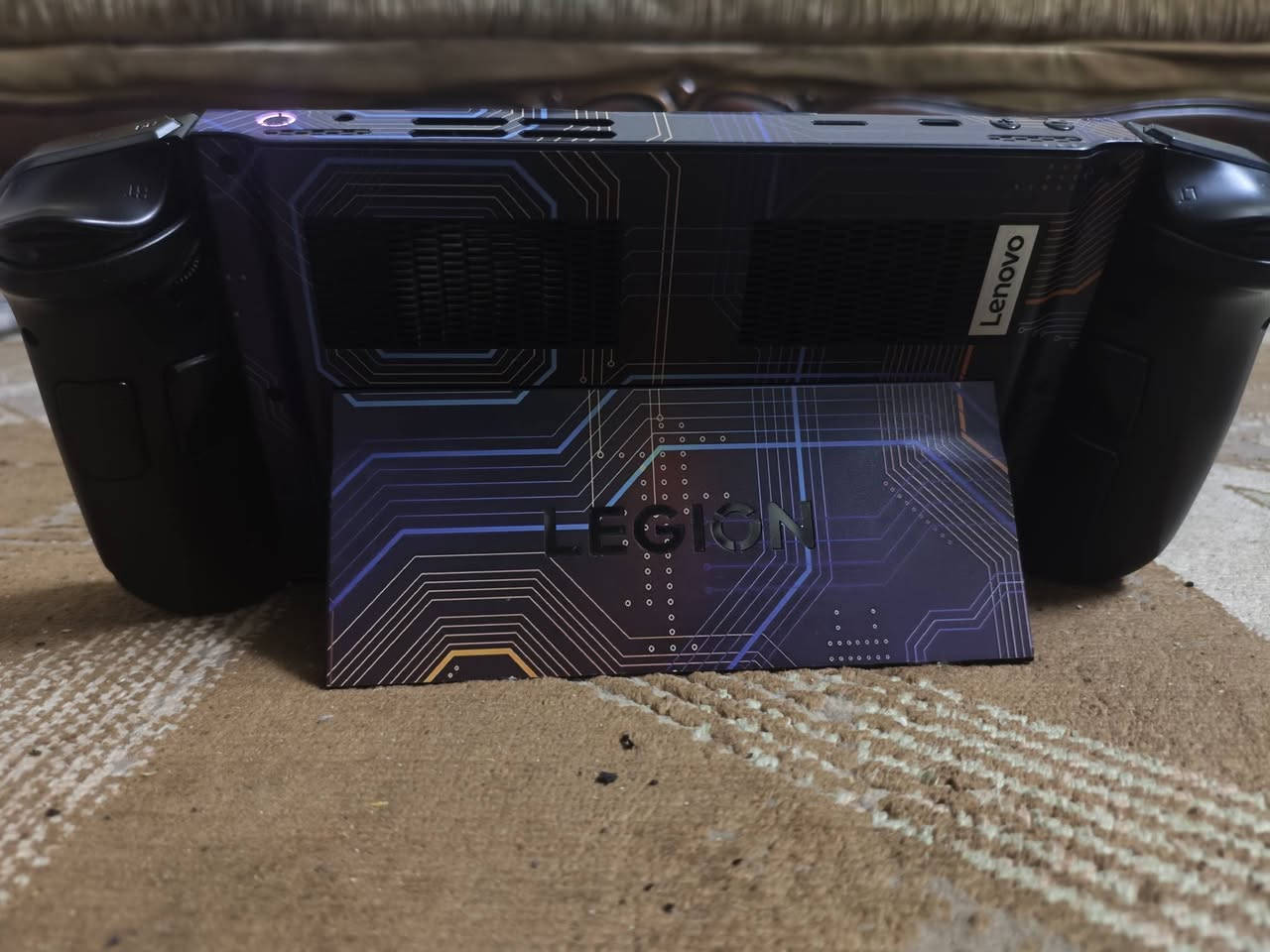 سلام عليكم لينوفو ليجن كو لبيع ذاكره 512 مكاني بغداد الشعب ***********
سعر 700 وبي مجال
